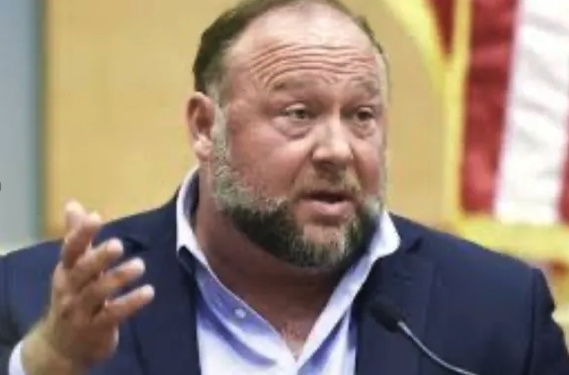 Alex Jones of Infowars – To Speak Online Alex Jones on trial